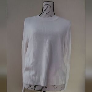 Banana Republic Women's Cream/Off White  Crew Neck Sweater